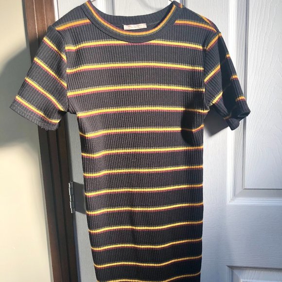 3 FOR$50 / Zara multicolor jersey T-Shirt dress - Picture 1 of 3